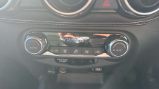 Nissan Juke 1.0 DiG-T 114 N-Connecta 5dr Petrol Hatchback